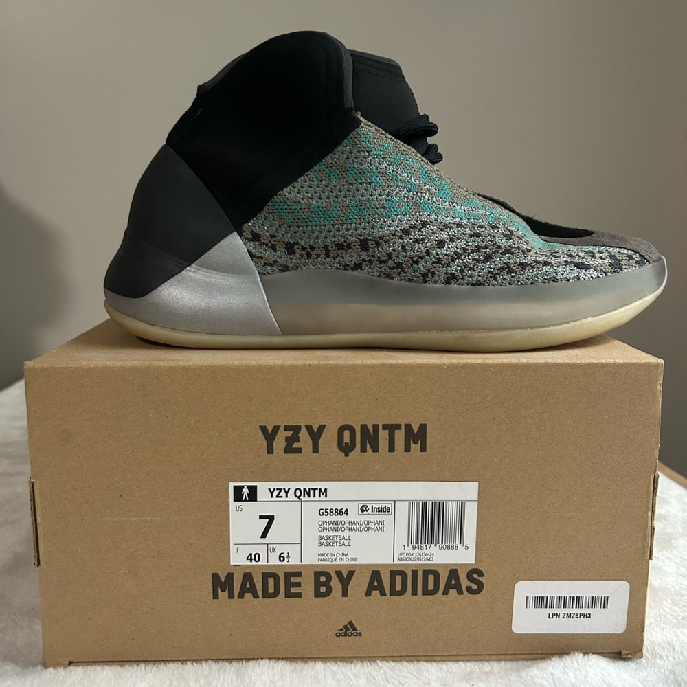Yeezy QNTM